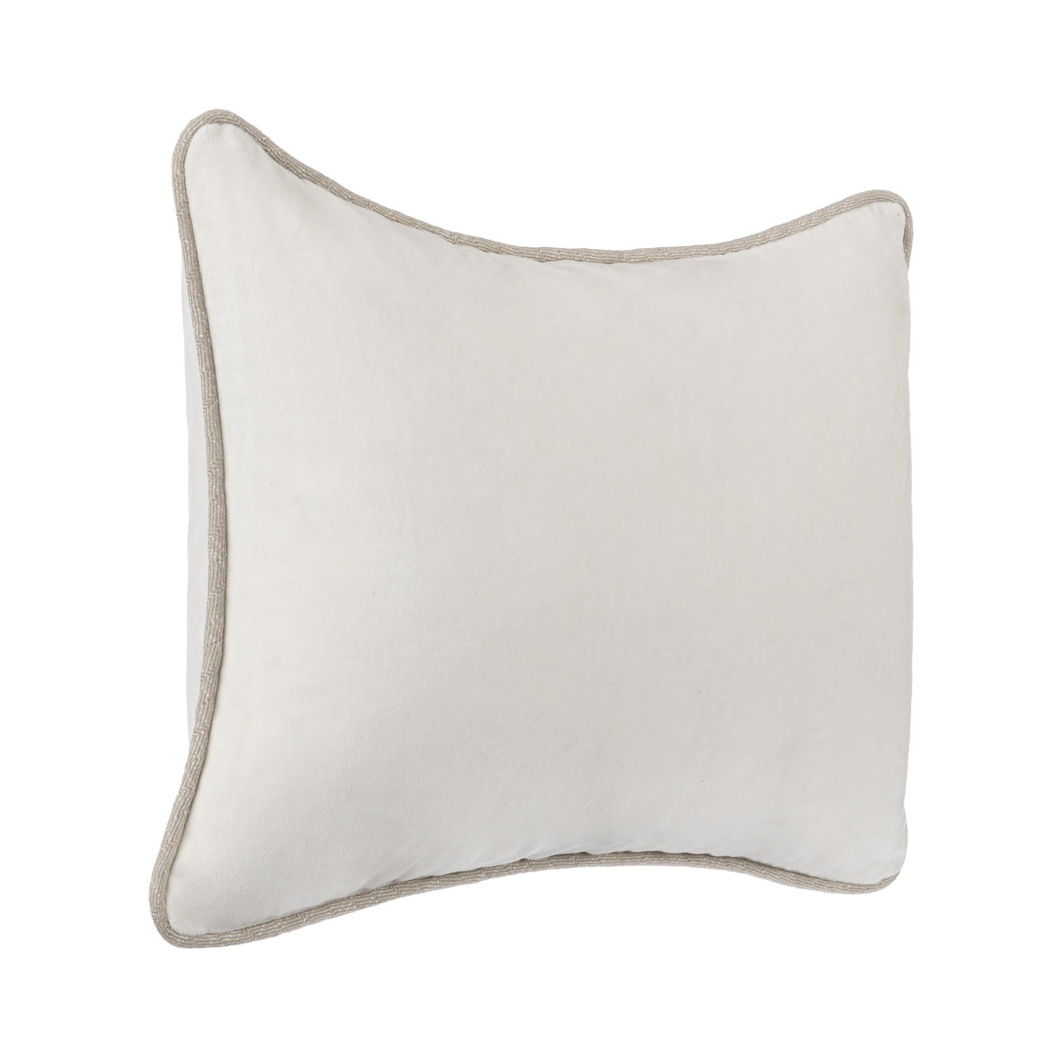 SLD Heirloom Velvet Ivory 14x20 - Image 3